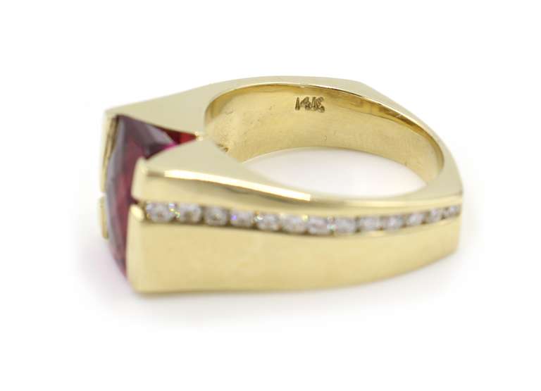 5.0cte Tourmaline and Diamond Men's Ring in 14K