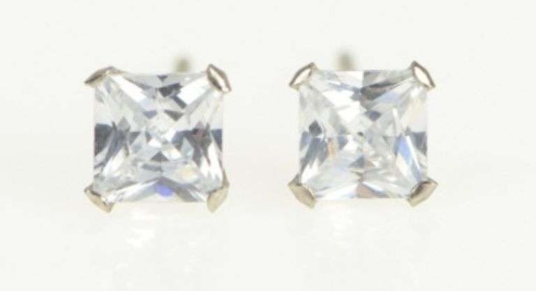 10K White Gold Square Classic CZ Solitaire Vintage Stud Earrings