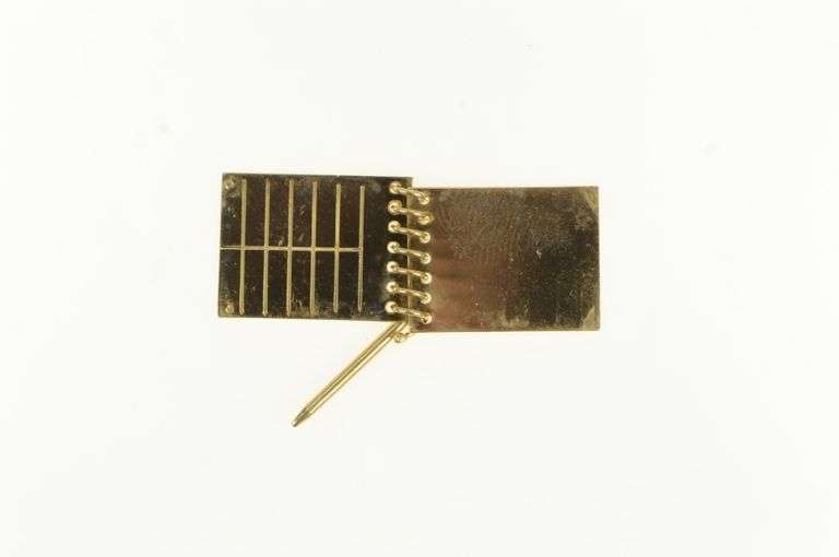 14K Yellow Gold Steno Note Pad Articulated Writer Charm/Pendant