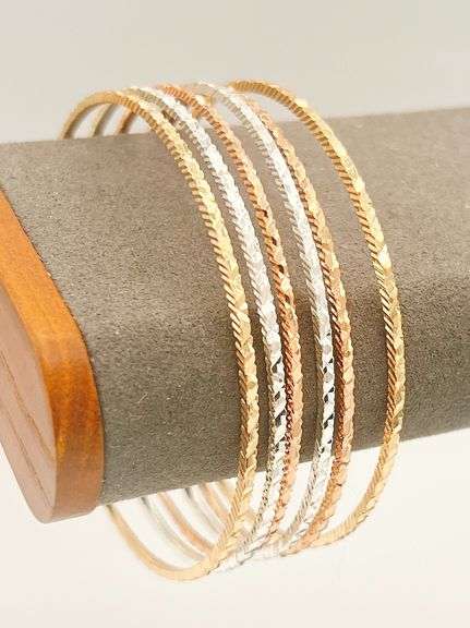18kt Gold Plated Bangle Bracelet Semanario Set of 6 !
