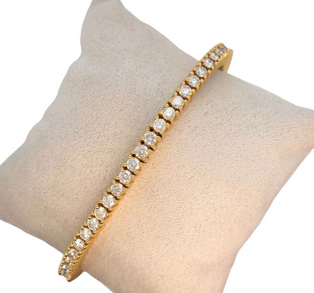 14K YELLOW GOLD TENNIS BRACELET WITH DIAMONDS