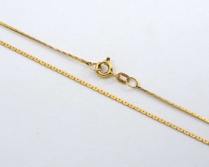 Pretty Double C Link Pendant Necklace