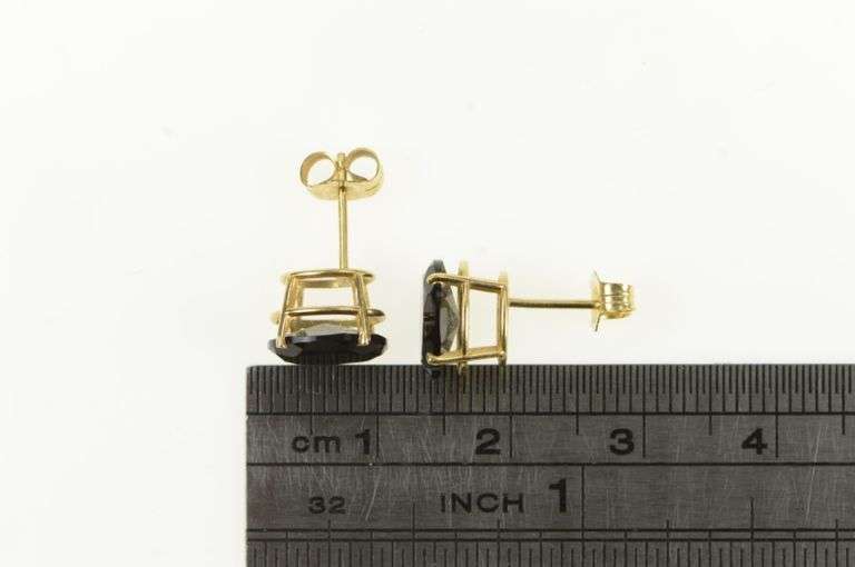 14K Yellow Gold Oval Black Onyx Solitaire Vintage Stud Earrings