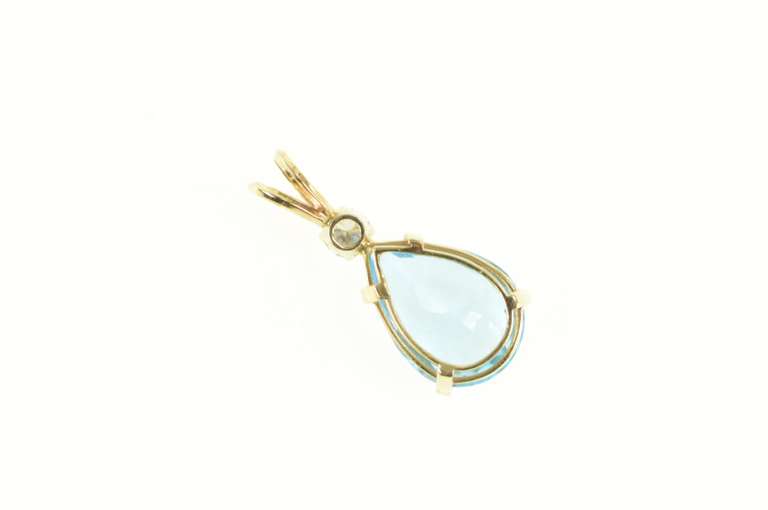 14K Yellow Gold 11.45 Ctw Pear Blue Topaz Diamond Cluster Pendant