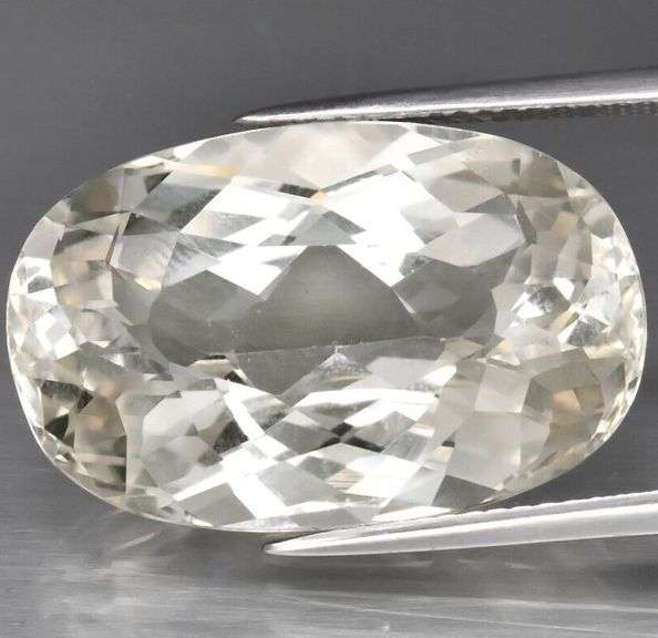 Captivating 27.25ct champagne Topaz