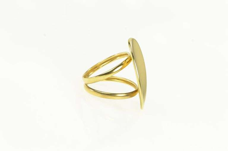 18K Yellow Gold Oval Geometric Vintage Retro Curved Statement Ring