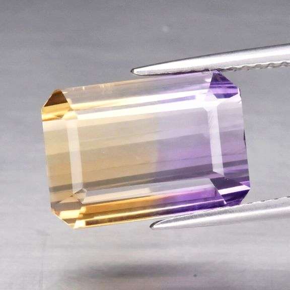 Beautiful 7.06ct lightly colored natural Ametrine