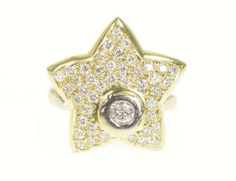 14K Yellow Gold 1.50 Ctw Diamond Pave Star Statement Ring