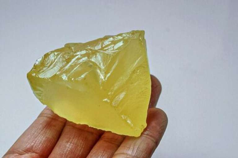 Huge 435ct uncut lemon Citrine