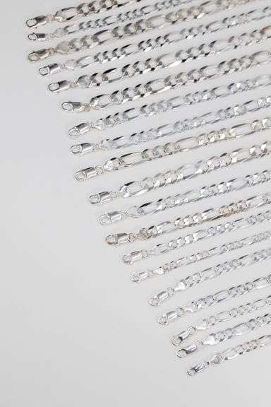 Sterling Silver - Italy Stamped - Super Flat Diamond-Cut Curb Lot - 19 Chains - 5.1mm to 9.7mm Wide - Mixed Necklace Lengths