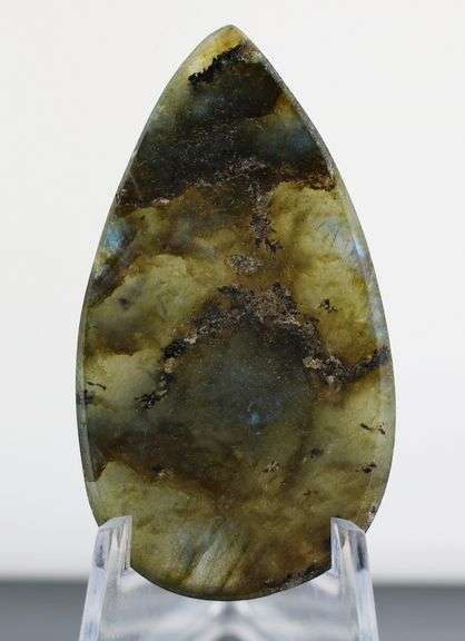 154.50ct needle fine and speckled patterned Labradorite