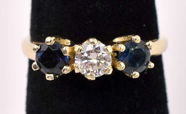 Simply Beautiful Blue Sapphire And Diamond In 14K Yellow Gold
