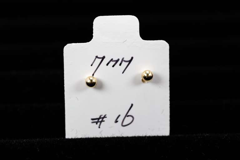 10k Yellow Gold 7mm Round Ball Stud Earrings