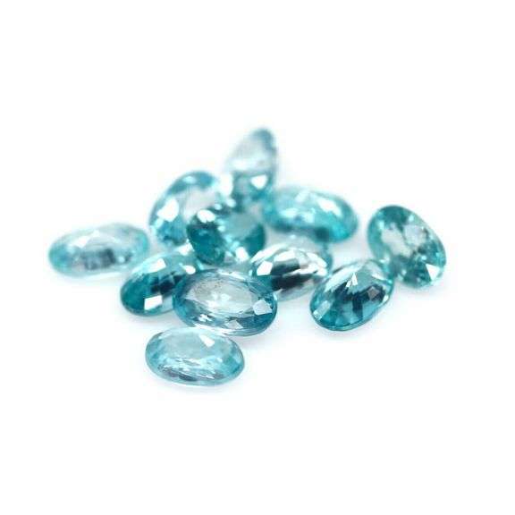 Vibrant blue! 8.61ct 11pc Cambodian Zircon set