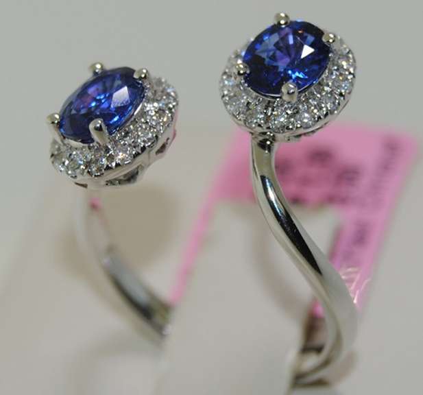 Envious Sapphire and Diamond 18kt Ring