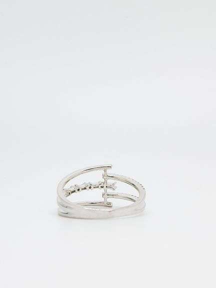 Elegant Contemporary 18k White Gold Diamond Ring