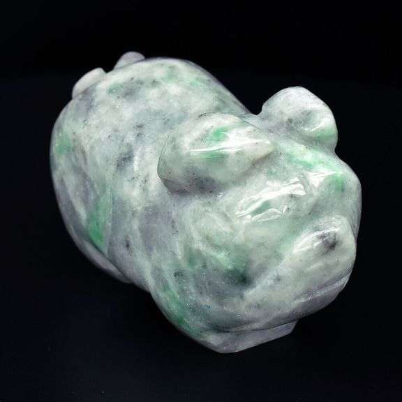 Adorable 251.96ct Jade pig carving