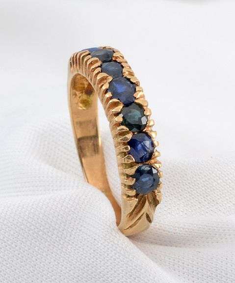 Nice Rose Gold Sapphire Ring