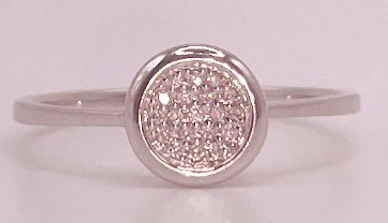 BEAUTIFUL 18KT SOLID WHITE GOLD & DIAMOND RING