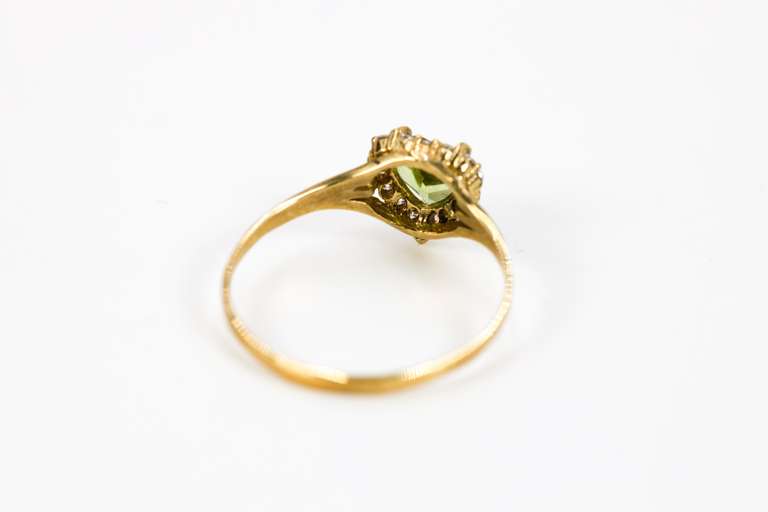 10k Yellow Gold Heart Ring w/ Peridot Natural Gemstone & Clear CZ's Size 9