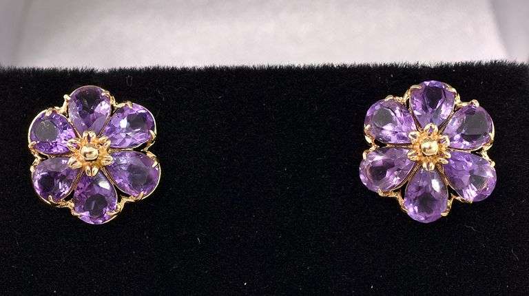 Beautiful Purple Amethyst Flower Stud Earrings In 14K Yellow Gold