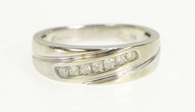 10K White Gold 0.25 Ctw Diamond Men's Wedding Band Ring