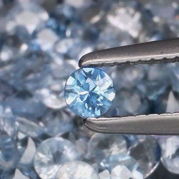 Heated only top blue 4.42ct Sapphire set