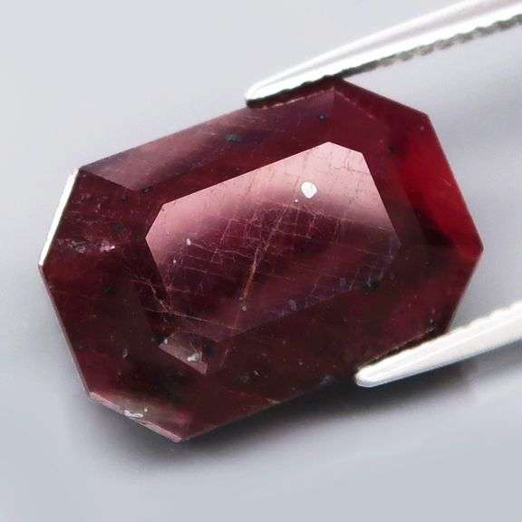 Giant 20.29ct collectors UNHEATED Ruby from Guinea