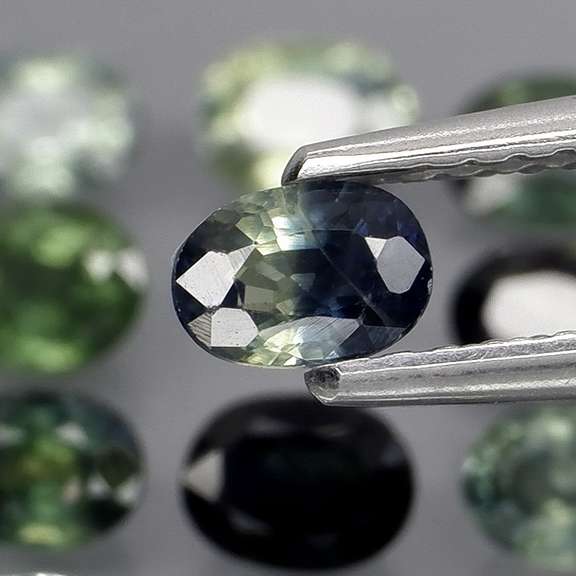 Heated only! 5.92ct oval cut Australian Sapphire set