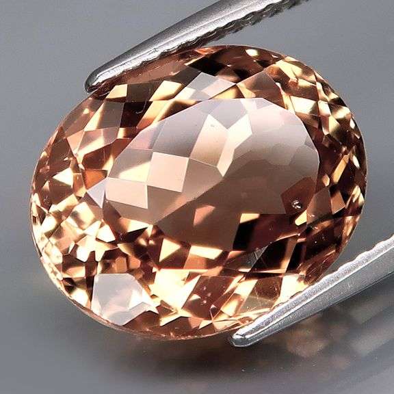 Excellent 8.41ct eye clean Imperial Topaz