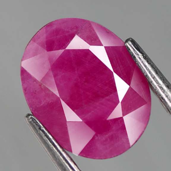 Stunning 1.54ct pinkish red Ruby