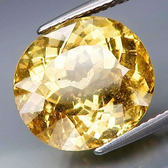 Collectors 9.90ct golden Apatite