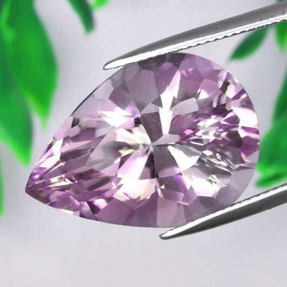 Eye catching 21.43ct VVS Rose de Franc Amethyst