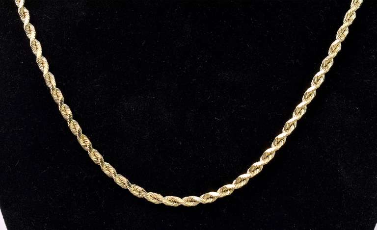 Sturdy Rope Chain Necklace In 14K Yellow Gold