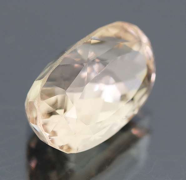 Amazing 14.95ct high fire platinum pink Kunzite