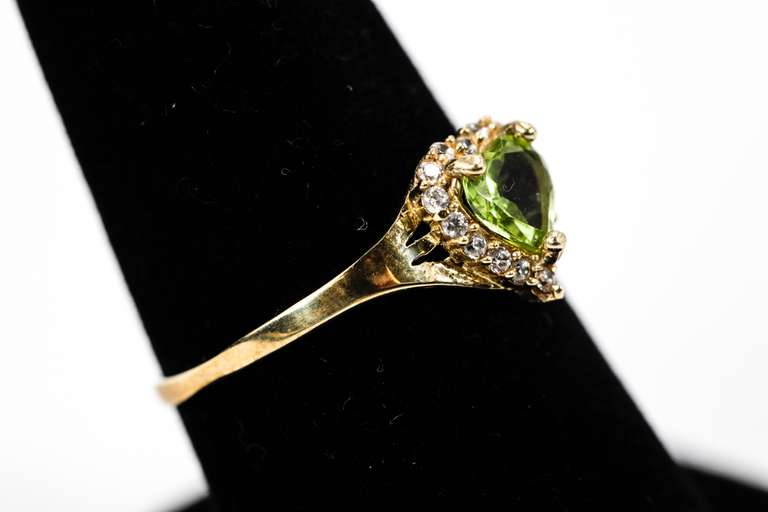 10k Yellow Gold Heart Ring w/ Peridot Natural Gemstone & Clear CZ's Size 9