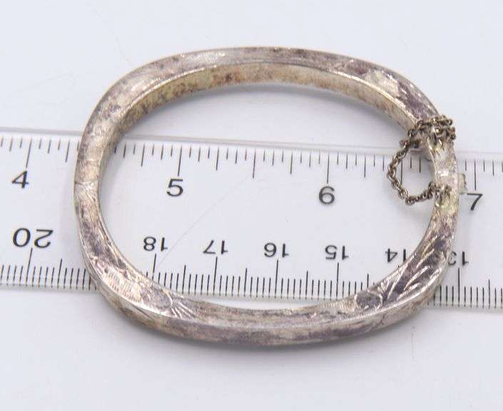 Group Lot of Vintage 925 Sterling Silver Bangles