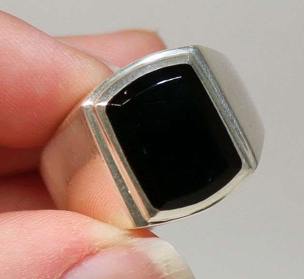 Commanding black Onyx ring size 12.5