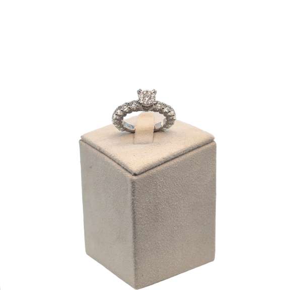 14K WHITE GOLD ENGAGEMENT RING WITH DIAMONDS