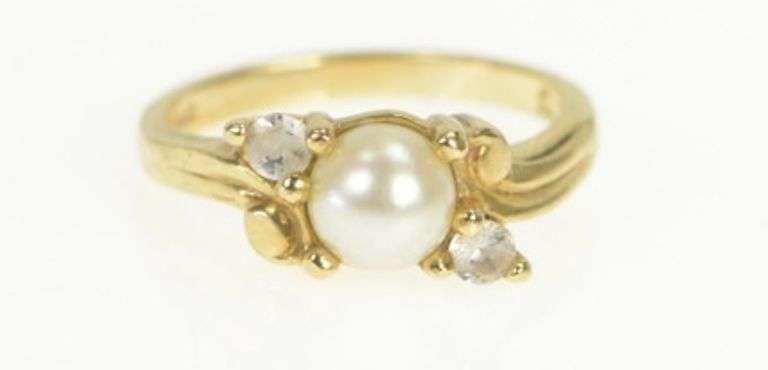 10K Yellow Gold Pearl CZ Accent Vintage Classic Statement Ring