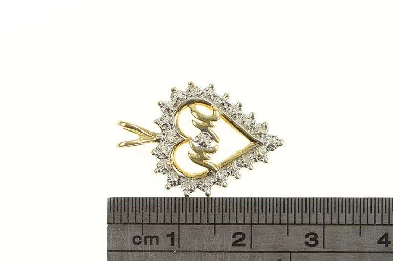 10K Yellow Gold Classic Diamond Mom Heart Mother's Day Pendant
