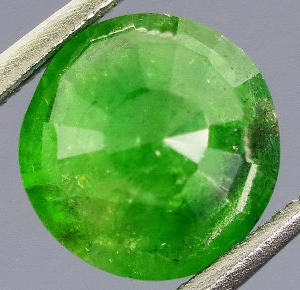 Rich green 2.16ct Tsavorite Garnet solitaire