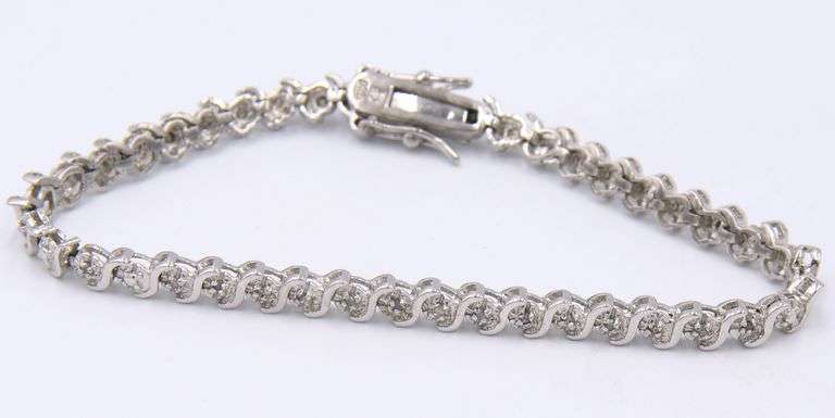 Lot of 4 Vintage 925 Sterling Silver Bracelets