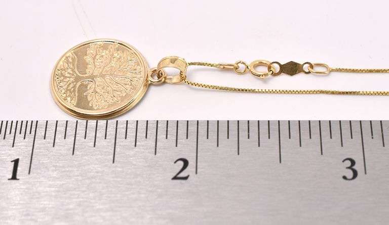 Graceful Tree Pendant Necklace In 14K Yellow Gold
