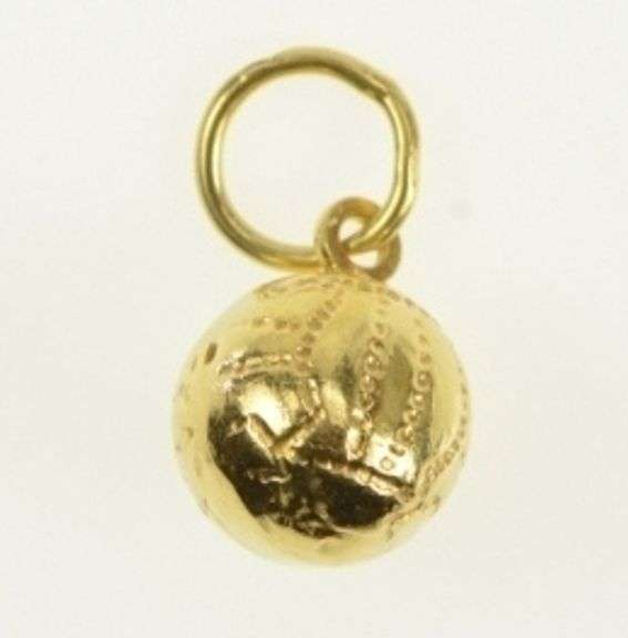 18K Yellow Gold 3D Volleyball Sport Vintage Charm/Pendant
