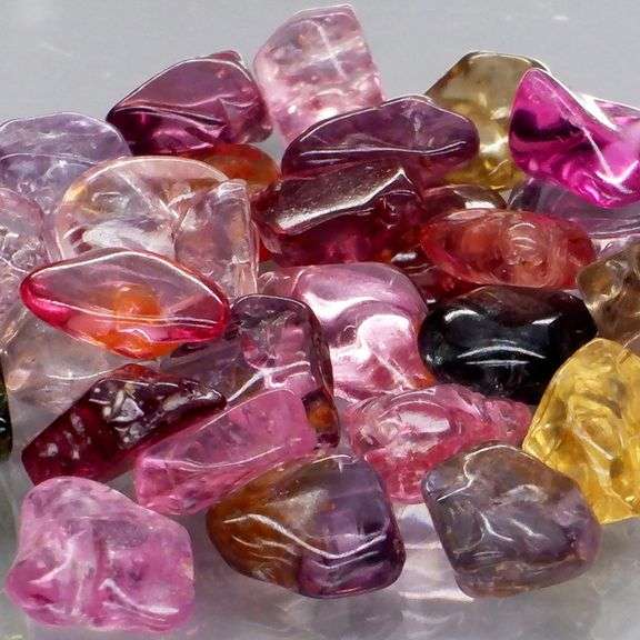 Superb 19.32ct collection of free form Spinels