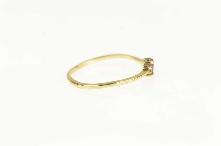 10K Yellow Gold Ruby Diamond Accent Vintage Classic Ring