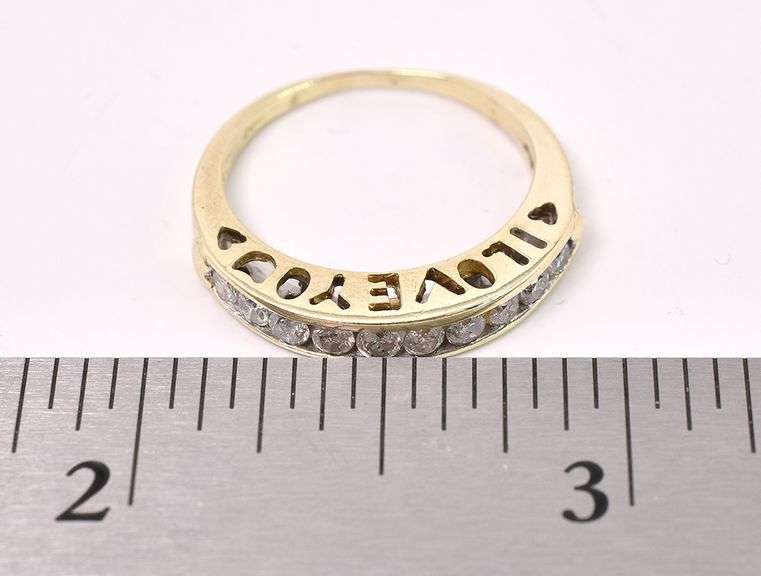 Lovely Diamond Ring In Yellow Gold