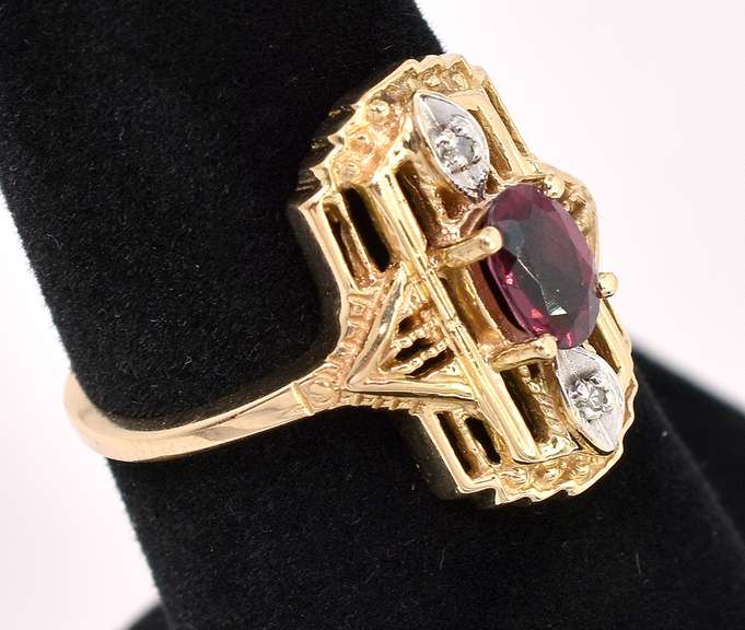 Rhodolite Garnet Ring In 14K Yellow Gold