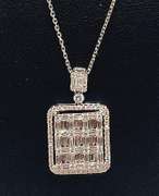 Glamorous 18kt Solid White Gold & Diamond Pendant Necklace